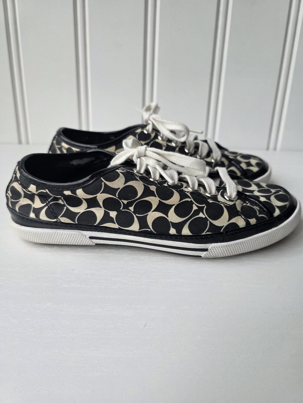 Coach Etta Canvas Sneakers Lace Up Q988 Beige Black Womens Size 6.5
